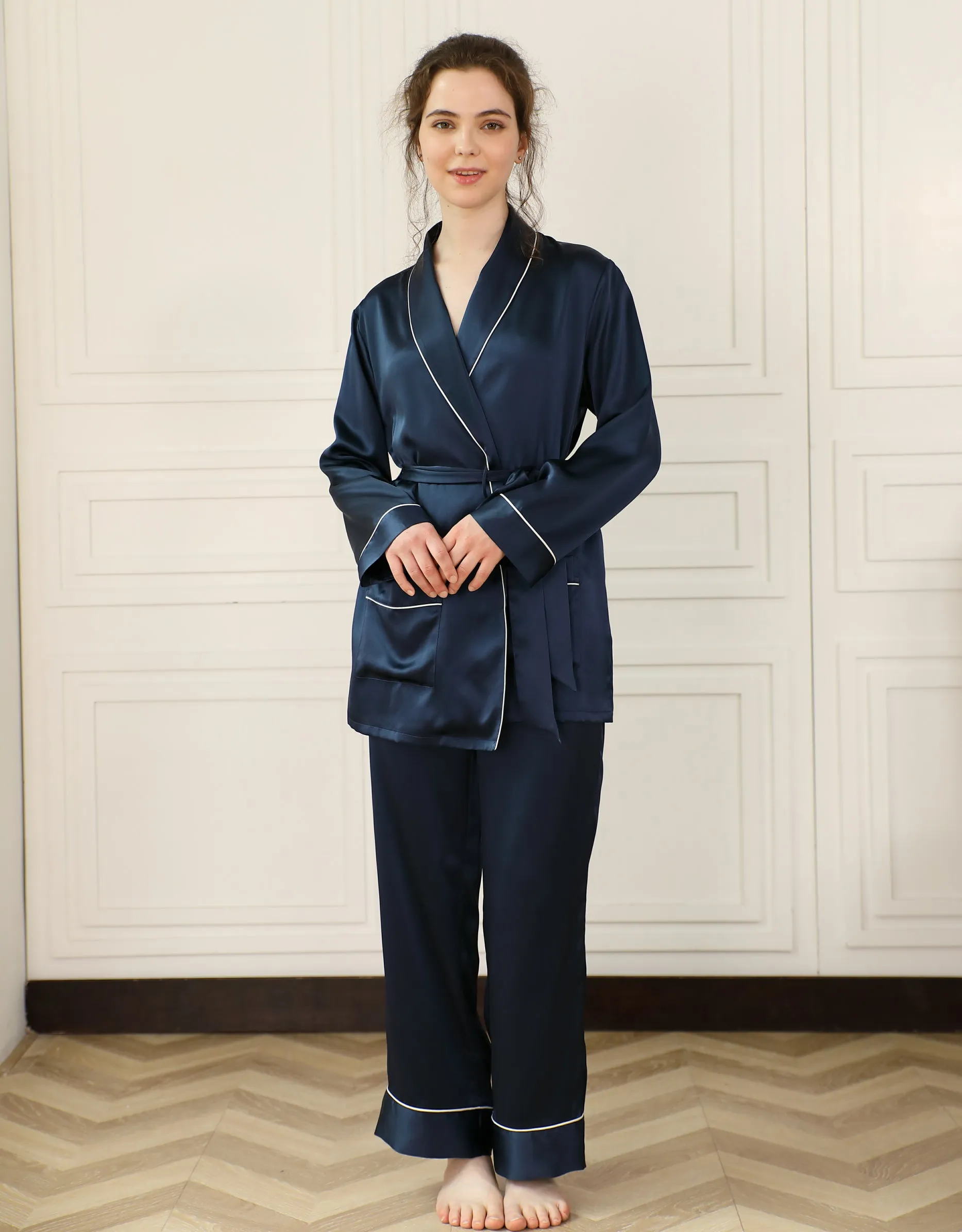 Chic Women's Silk kimono Pajama Set