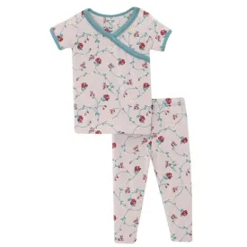 Girl's Print Bamboo Short Sleeve Scallop Kimono Pajama Set - Macaroon Floral Vines