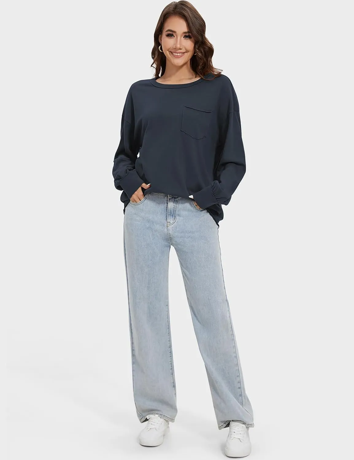 UEU Womens Long Sleeve Tops Crew Neck Casual Oversized Cotton Shirts Blouses Tshirt Tee 2024 Fall Trendy Clothes with Pockets